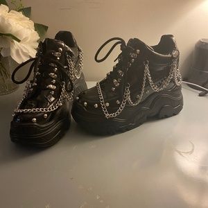 Space candy platform sneaker